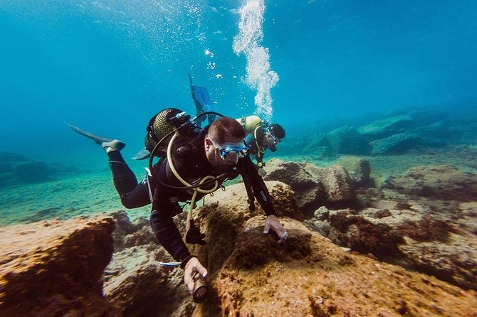 Try Dive in Tenerife - Learning the basics underwater