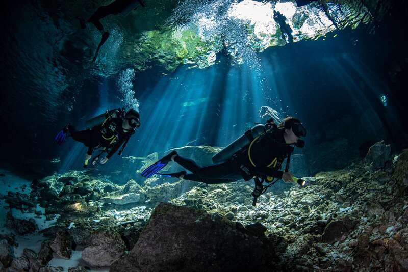 Tulum : Dos Ojos cenote 2 scuba dives (certified divers) - What the small group changes