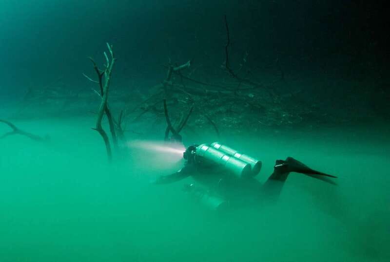 Tulum : Scuba in 2 cenotes including a deep one Pit Dos Ojos - The second session: famous Dos Ojos