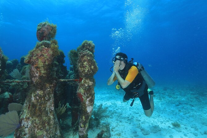 Two Tanks Scuba Diving for Beginners in Cancun - Why the small group size matters