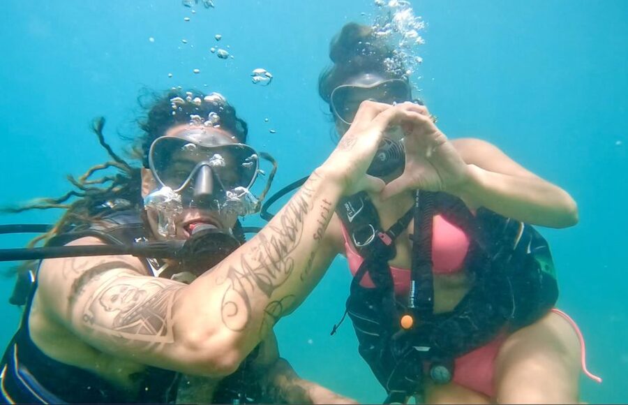 West Palm Beach: Beginner Scuba Diving Adventure with Videos - From three feet of water to the underwater tour