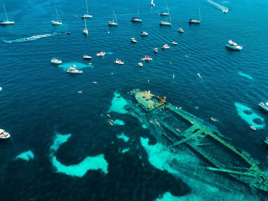 Zadar: Sakarun Beach & Dugi Island Speedboat Tour w/Diving - The Veli Rat Lighthouse and its wide views