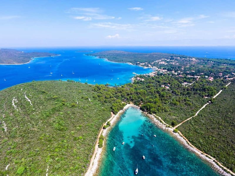 Zadar: Sakarun Beach & Dugi Island Speedboat Tour w/Diving - Snorkeling around the sunken ship